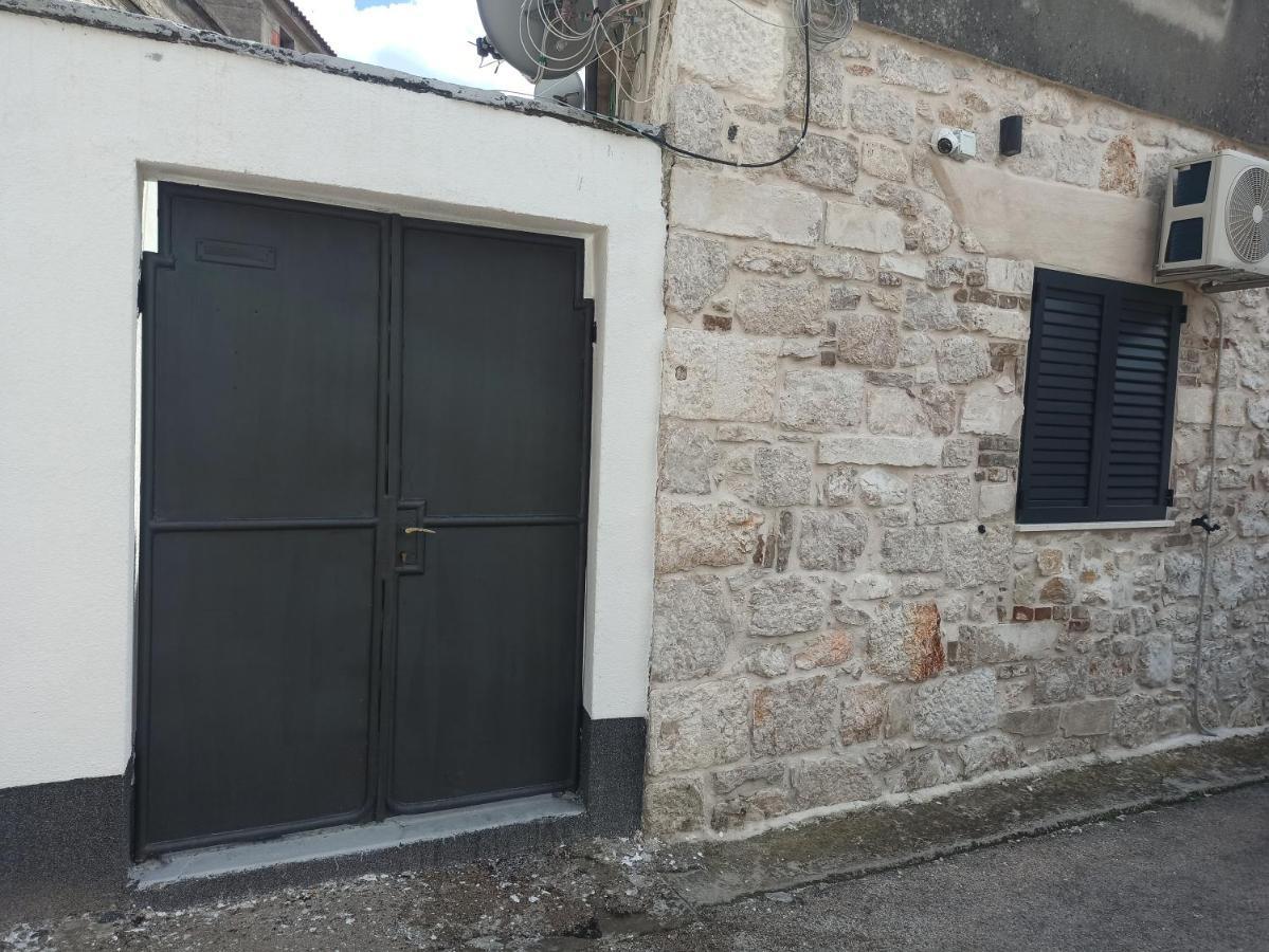 Apartament Grannyanny Szybenik Zewnętrze zdjęcie